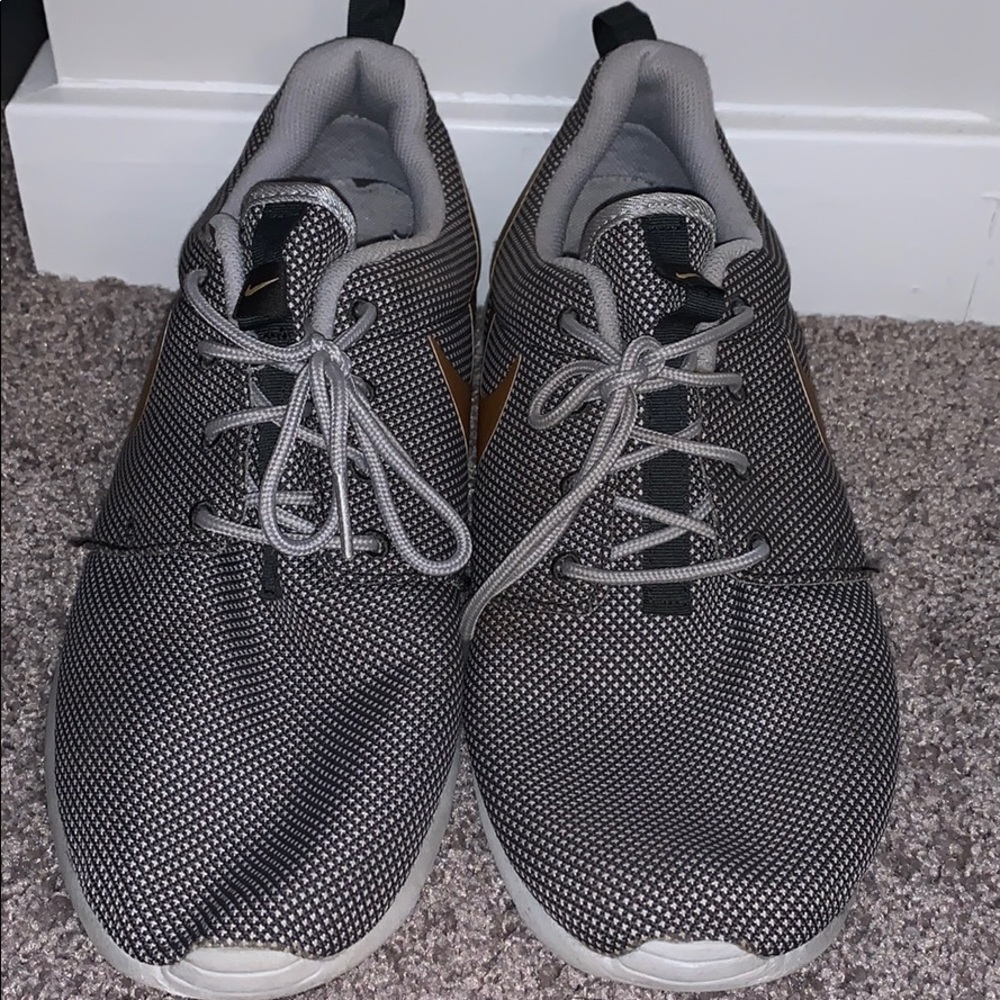 Nike Roshe Run, Size 12
